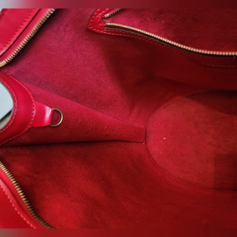 Louis Vuitton Red EPI St Jacques GM - Picture 11 of 16
